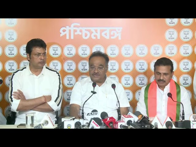 LIVE: Eminent personalities join the BJP at Salt Lake Office, Kolkata.