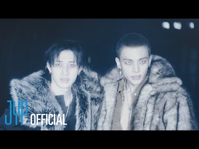 Stray Kids "ESCAPE (Bang Chan & Hyunjin)" Video