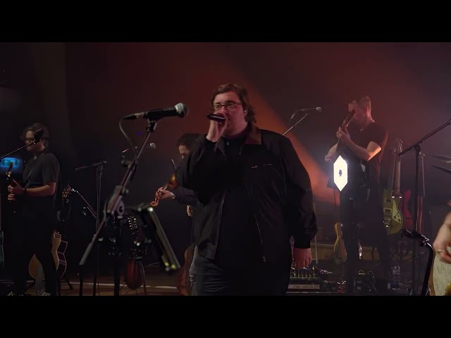Gareth - 1000 Lifetimes (Live From Ulster Hall)