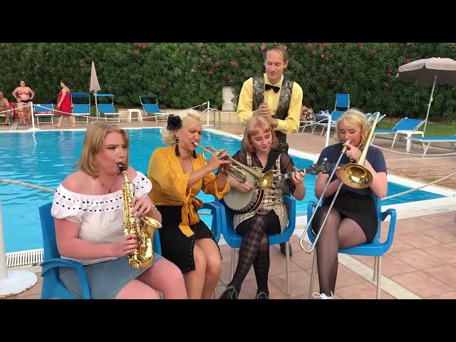 Please don’t talk about me  - Gunhild Carling &  Nanna, Linnea, Petronella