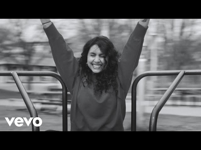 Alessia Cara - Fire