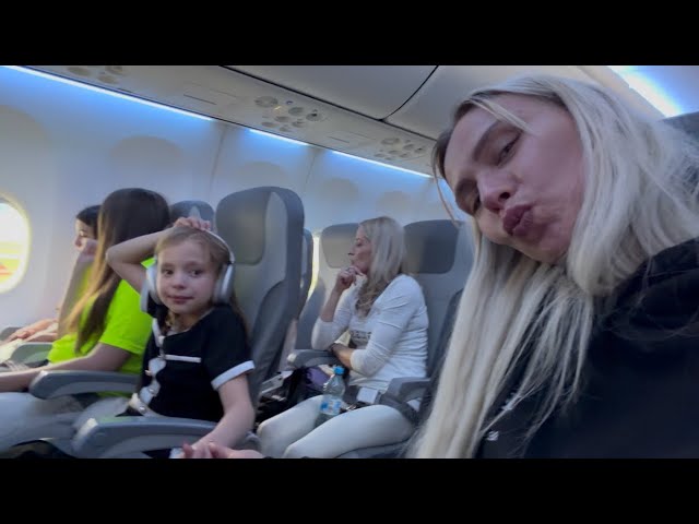 We're flying on holiday 🏝️l Annamiltina ￼