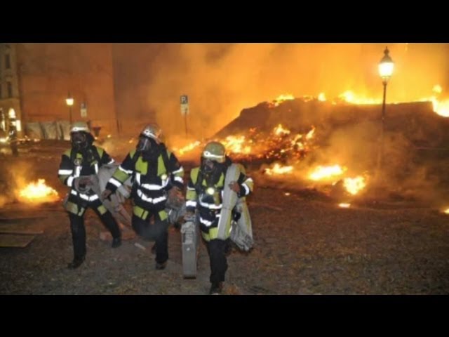 Fliegerbombe in München Schwabing explodiert! Bilder der Feuerwehr