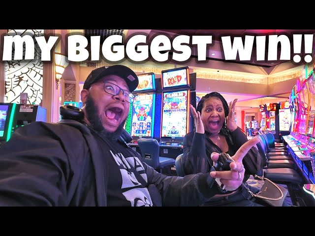 This NEVER Happens!! My Biggest Win Yet On This Slot Machine!!