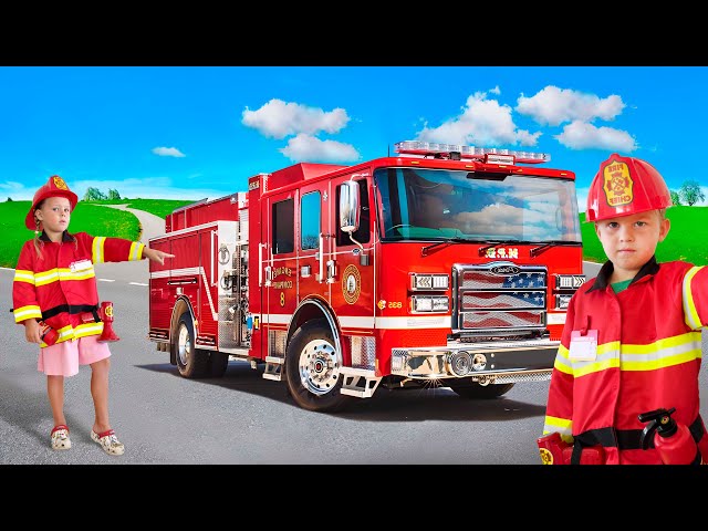 Amazing Rescue Adventure! Naomi & David Pretend Play Heroes