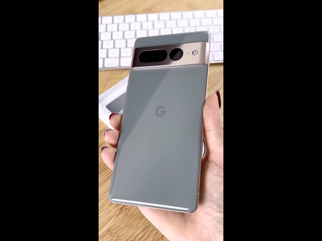 Google Pixel 7 Pro (Hazel) unboxing