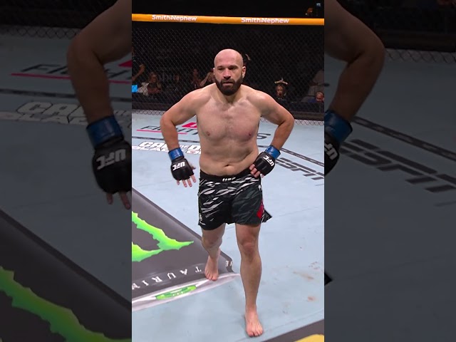 Murzakanov moves to 16-0🚨 #ufc327