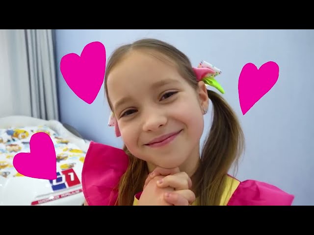 The Floor is Lava - Sofia plays with Dad