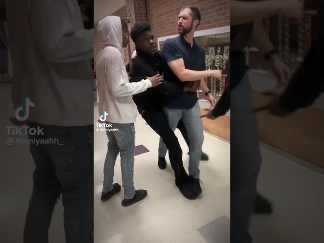 #fight #school my bruddas not playin