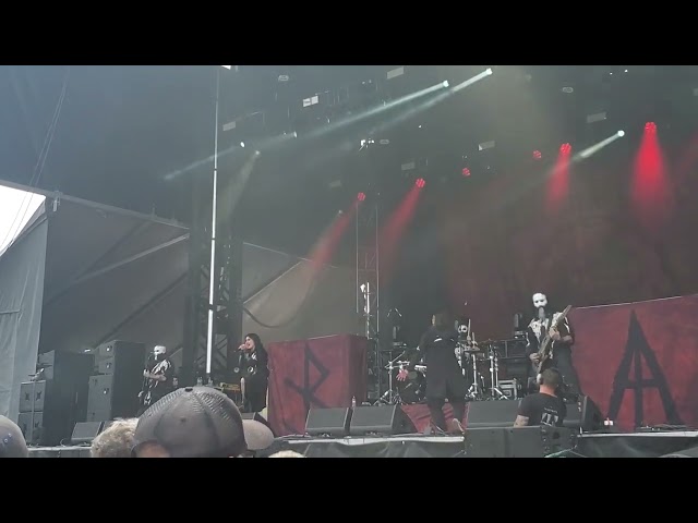 New Lacuna Coil, "Tight Rope"