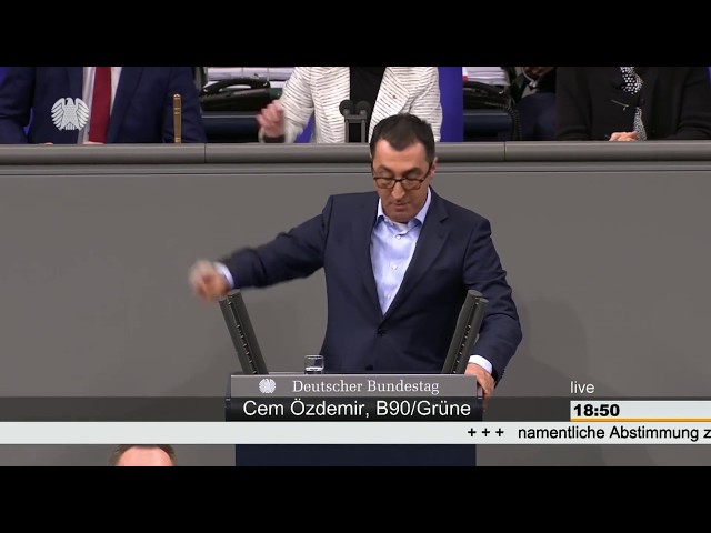Cem Özdemir settles accounts with the AfD in the Bundestag