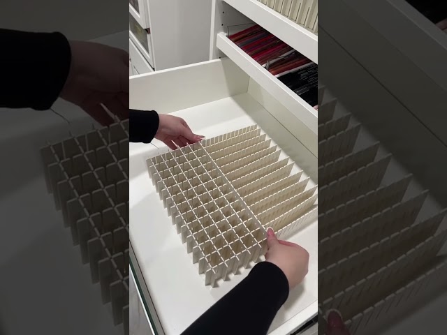 Organizing Lipsticks 💋 #lipsticks #organazing