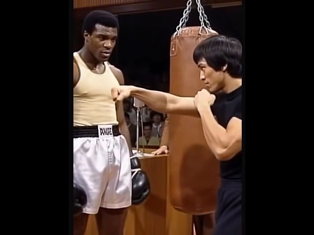When Bruce Tried to Teach  Ali… 👀 #brucelee #muhammadali #boxing #goat #motivation #legacy