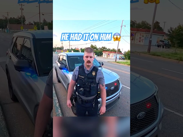 Dad and daughter get pulled over on his motorcycle 🚔 @Undisclosed_Moto