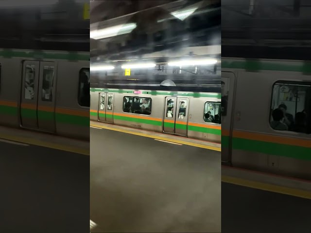 VANCOUVER vs TOKYO: Comparing Metro Train Announcements  #translink #japanesetrains  #jreast
