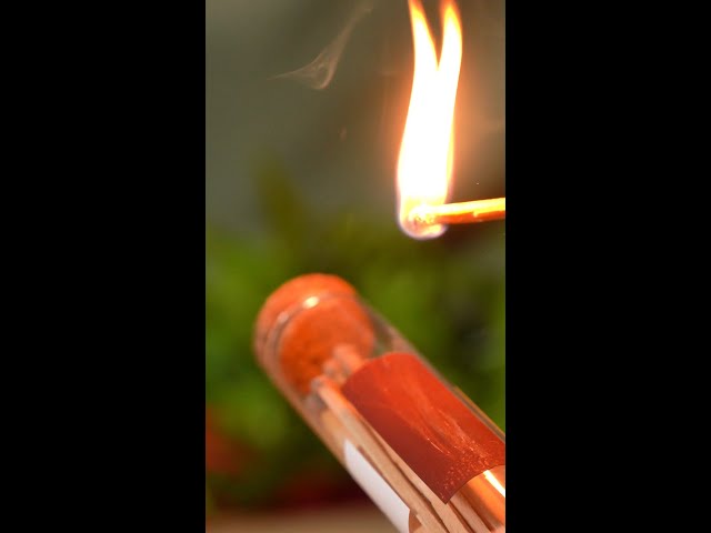 How to use an essential oil burner