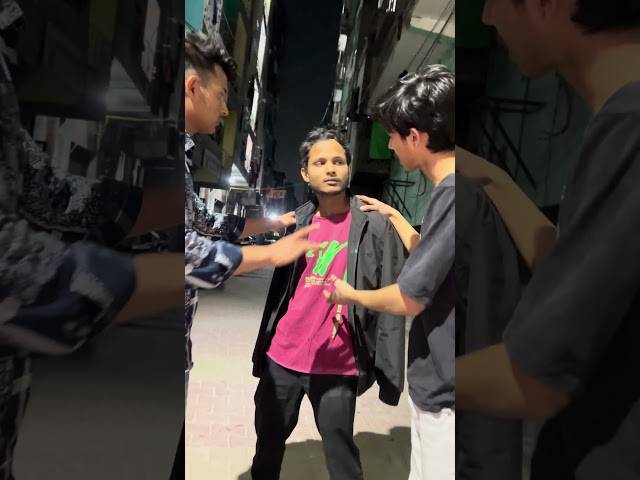 Peisa bhot he #comedy #mcw #virals #funny #gullyboys #fun #comedygold #trending #explore #funnyand