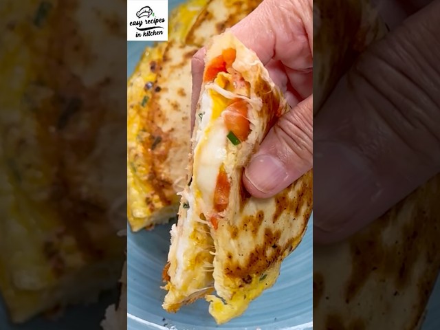 Quick Breakfast Ready in 5 Minutes! #short #egg #easyrecipe #breakfastideas #asmr