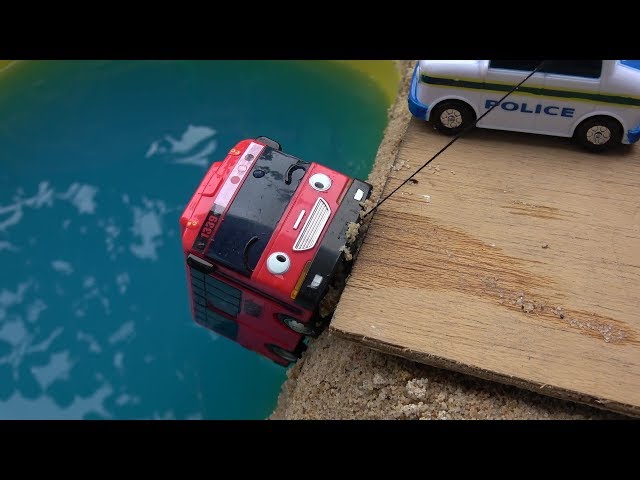 Stop stop! Tayo the Little Bus in Real Life. Gani be careful. Gani bus falls into River