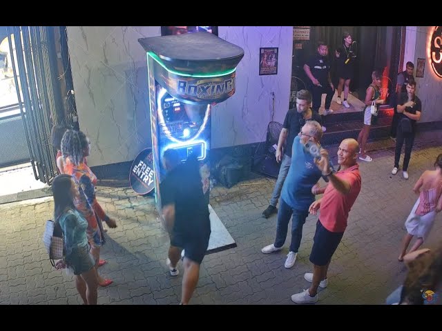 🔴 SIN Punch Machine | Soi Green Mango | Chaweng | Koh Samui | Thailand | Live Street Webcam
