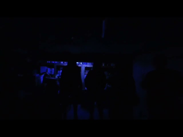 Haunted Tour - Shakers Cigar Bar walk to basement VR 3D 180