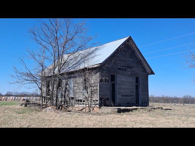 Abandoned Kansas Backroads: Old Schoolhouse, Steel Bridge & Homestead on the Jefferson Highway