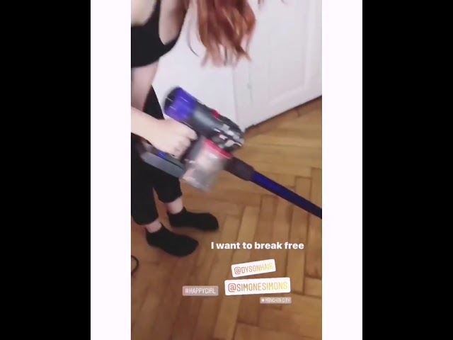 Simone Simons instagram ❤️❤️❤️❤️