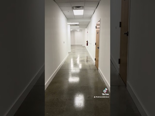 I just entered the backrooms by accident...