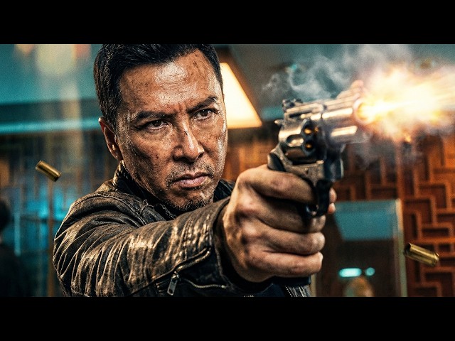 Bloody Action: Retired killer returns to save daughter, alone massacres the cartel compound!