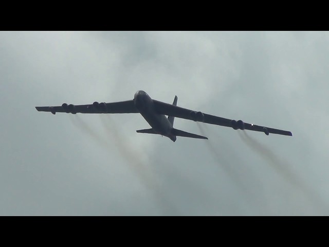 Great Sounding B-52 Flying Over Farnborough UK.