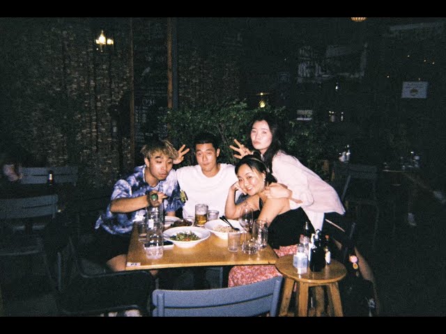 charnrat - เพื่อนสนิท (close friend)