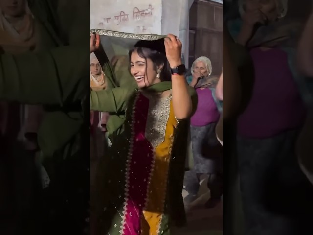 DJ uper nache bhabhi 🥰😘#youtubeshorts #shortvideo #dance #mansiduhan #haryanvi #love #love #trending