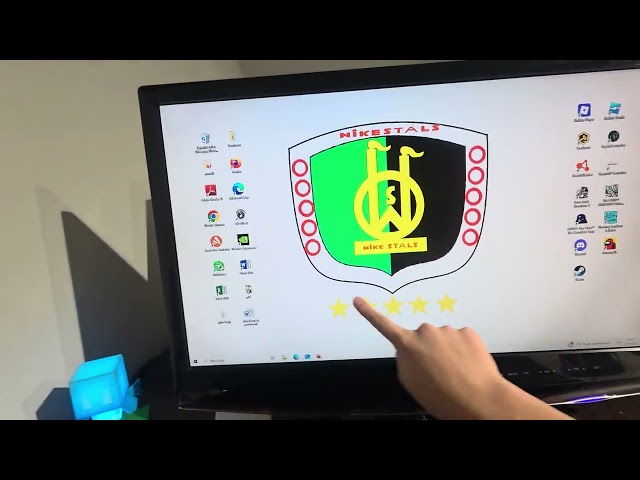 Tutorial jak włączyć komputer