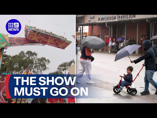 Crowds embrace rain at Sydney Royal Easter Show | 9 News Australia