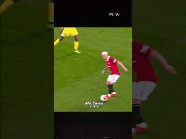 😂Erik Ten Hag Reaction to Antony's 360 Turn Skill vs Sheriff