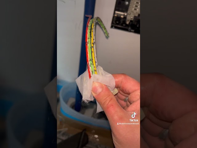 Telekom APL #baustelle #arbeit #elektro #telekom #etk #elektrotechnik #elektriker #handwerk #montage