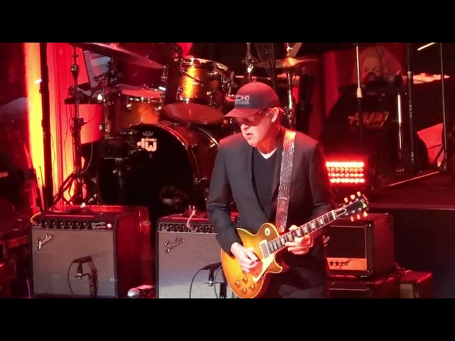 Warren Haynes & Joe Bonamassa -  Statesboro Blues 3-5-26 Beacon Theater, NYC