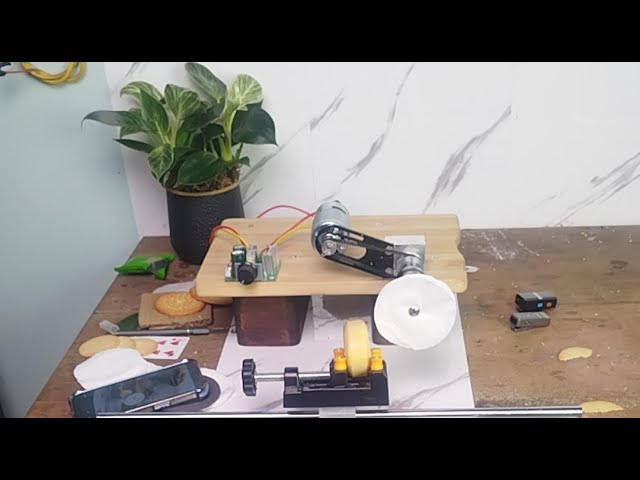 CAN A PAPER BLADE CUT AN APPLE? DIY Homemade Cutter Experiment!