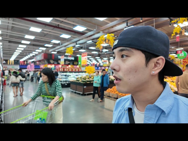 Vietnam is changing, inside Da Nang's new "Costco" 🇻🇳 (Will it last?)