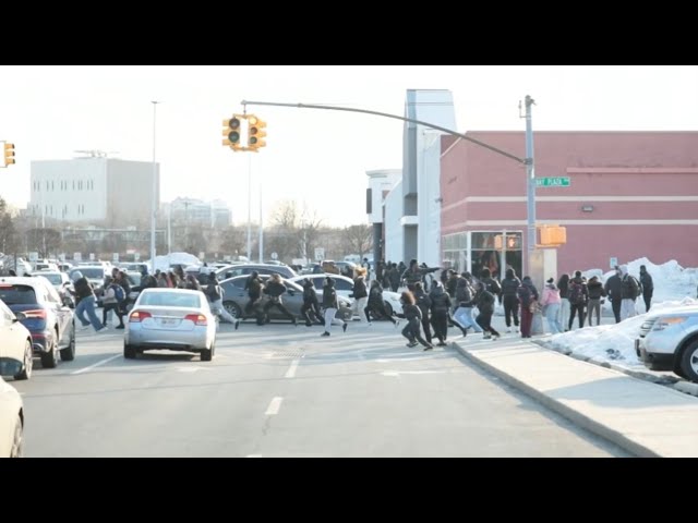 Riot at Bronx Mall as HUNDREDS takeover Bay Plaza on President Day 