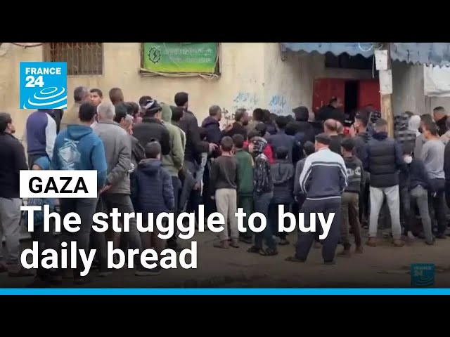 Gaza residents struggle to buy bread amid flour shortage • FRANCE 24 English