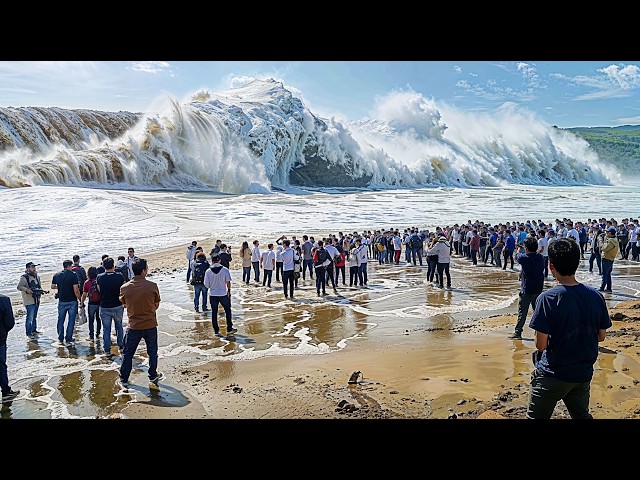 Tragic! 199 Shocking Natural Disasters Caught On Camera!