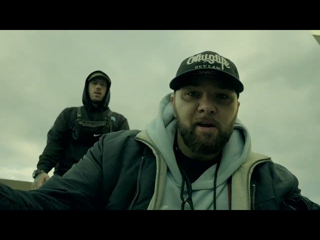 S.L.A.P. - Graue Wolke ft. Lakmann, El9six, Dj PhilHeat