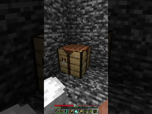 Minecraft: That Was Close.. 😱  #minecraft #shorts