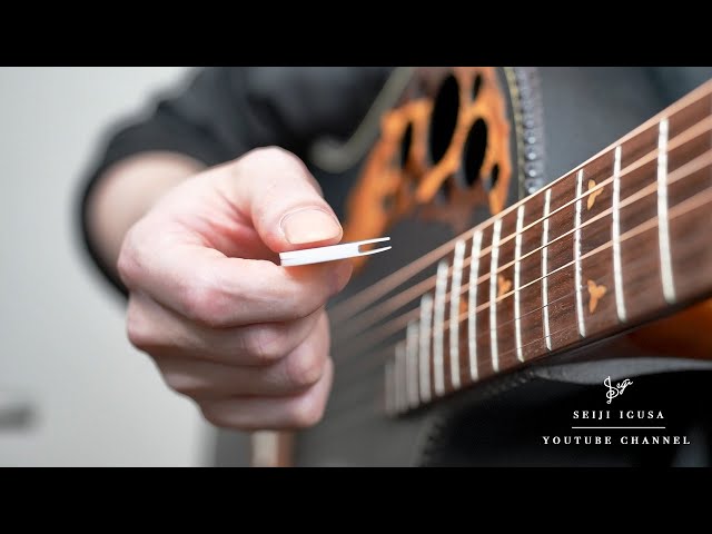 This Pick Makes Any Guitar Sound Like a 12-String Guitar