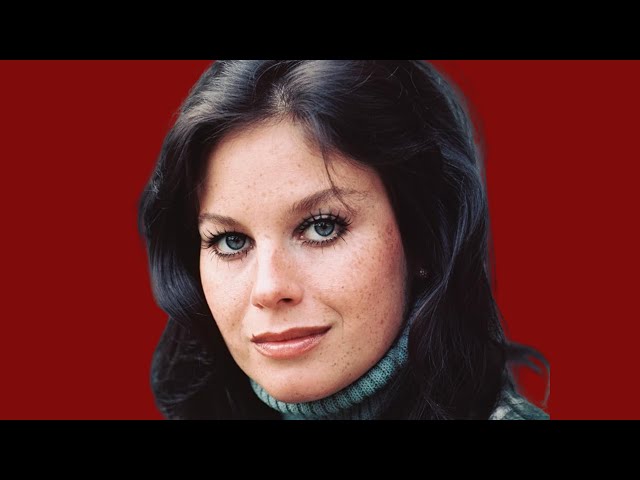 Lana Wood In G-Strlng Photos Leave Little To Imagination! Take a look