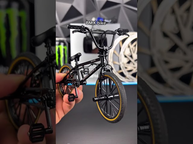 ✨ We put all the bikes through a 360 spin. The last one will surprise you! 😱 #mtb #dh #MiniBike