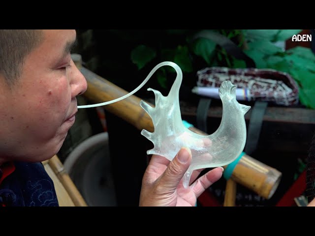 Sugar Blowing Art - Rooster