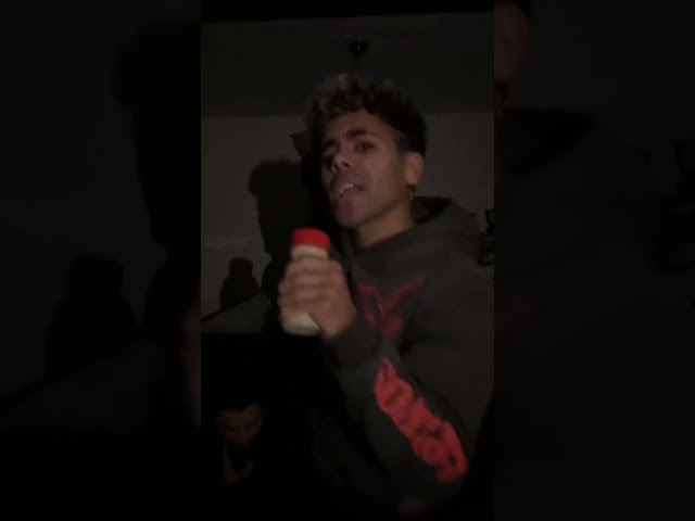 JOSHUA SUAREZ FILMED WITH HIS FANS AND GAVE THEM $1,000!! (SWEET) #shortsmas #shorts