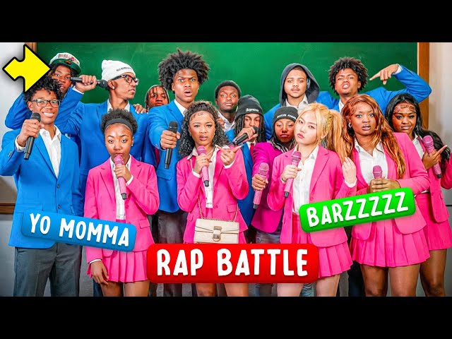 YO MOMMA RAP BATTLE | Messy Group Chat 